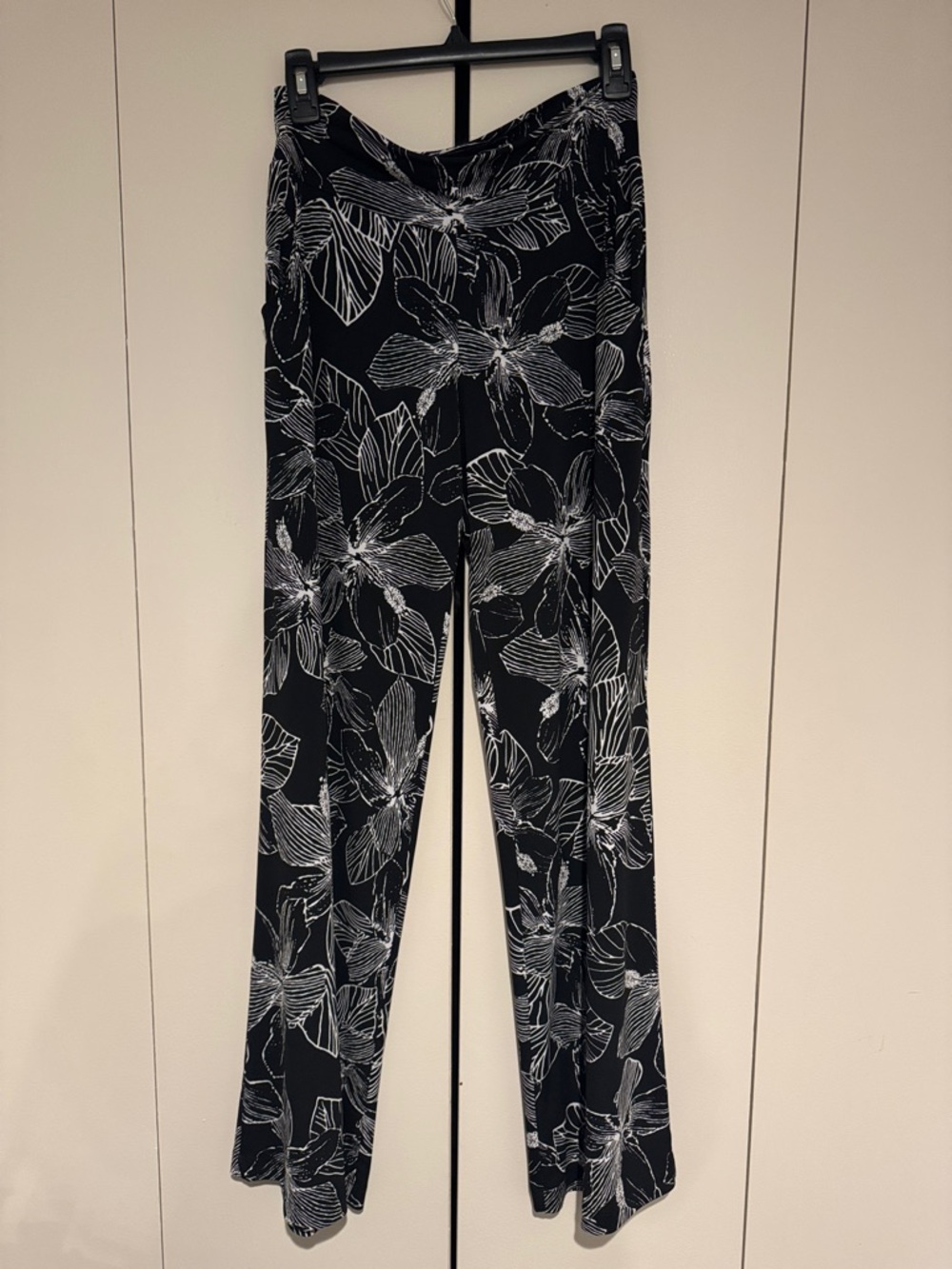 Clara Sun Woo Black & White Floral Wide Leg Pants - Picture 2 of 4